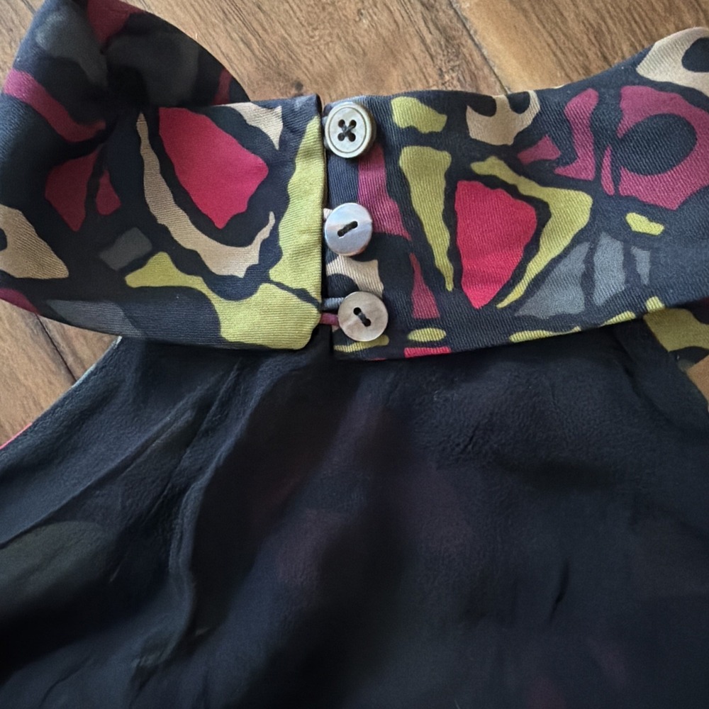 Trina Turk 100% Silk S Halter Top Abstract Butterfly Geometric Classic Coastal - Picture 7 of 10